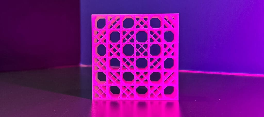 Auksetyczna struktura lattice