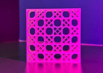 Auksetyczna struktura lattice