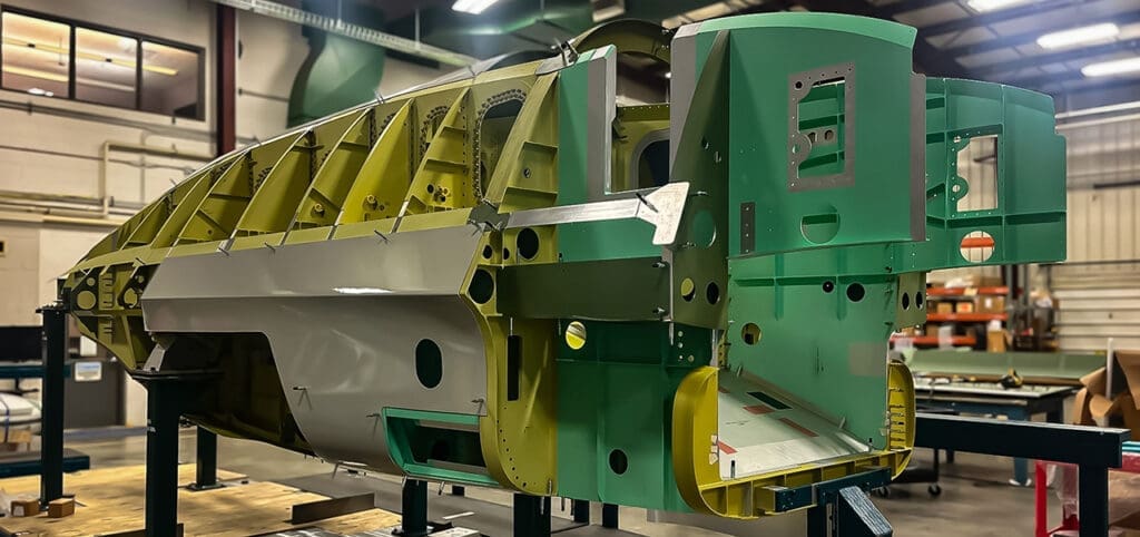 Eksperymentalny samolot X-65 w budowie