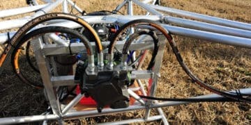 Rozprowadzenie przewodów hydraulicznych napędu drona