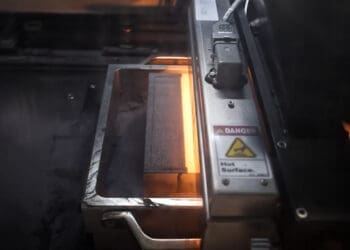 binder jetting szklanego surowca wtórnego