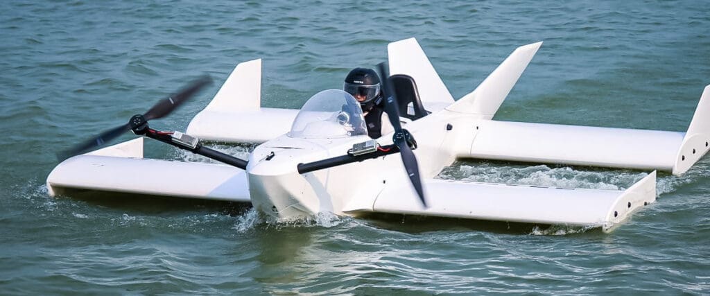 rekreacyjny ekranoplan WaveFly 5X
