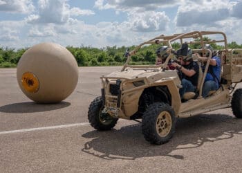 Kulisty robot RoboBall podczas testów