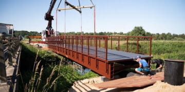 Lekkie, wytrzymałe i odporne na korozję mosty o konstrukcji kompozytowej