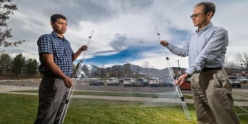 Mezoporowata przezroczysta izolacja termiczna