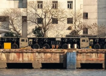 Mobilna katapulta elektromagnetyczna na lądzie