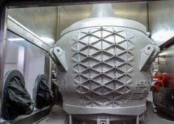 Silnik rakietowy aerospike w komorze roboczej drukarki LPBF