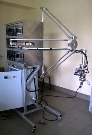 Robot typu Delta z muskułami pneumatycznymi do zastosowań medycznych