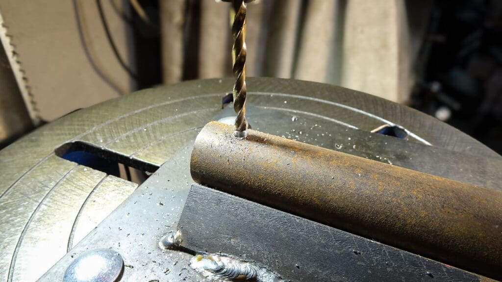 Wiercenie Otworu Prostopadle Do Osi Wałka