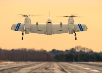 Tail-sitter w konfiguracji latającego skrzydła