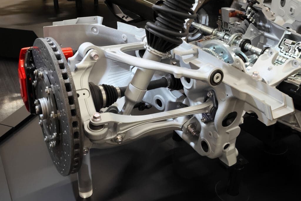 Toyota GR GT Szczegóły Konstrukcyjne