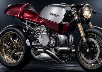 Veloce Ethereal utrzymany jest w konwencji café racer