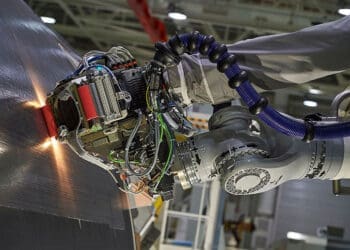 Wielkogabarytowe Struktury Kompozytowe w Lotnictwie