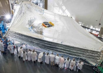 Wzmocniona superizolacja termiczna dla satelitów