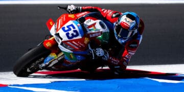 Valentin Debise za kierownicą ZXMOTO 82RR-RS