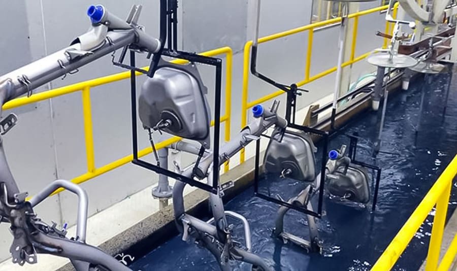 Zautomatyzowana linia do galwanizacji komponentów aluminiowychw produkcji seryjnej