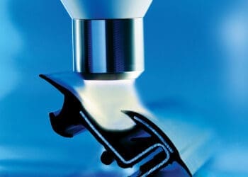 Kontrola procesu aktywacji powierzchni polimerowych plazmą atmosferyczną