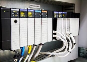 przemysłowe systemy sterowania PLC i DCS