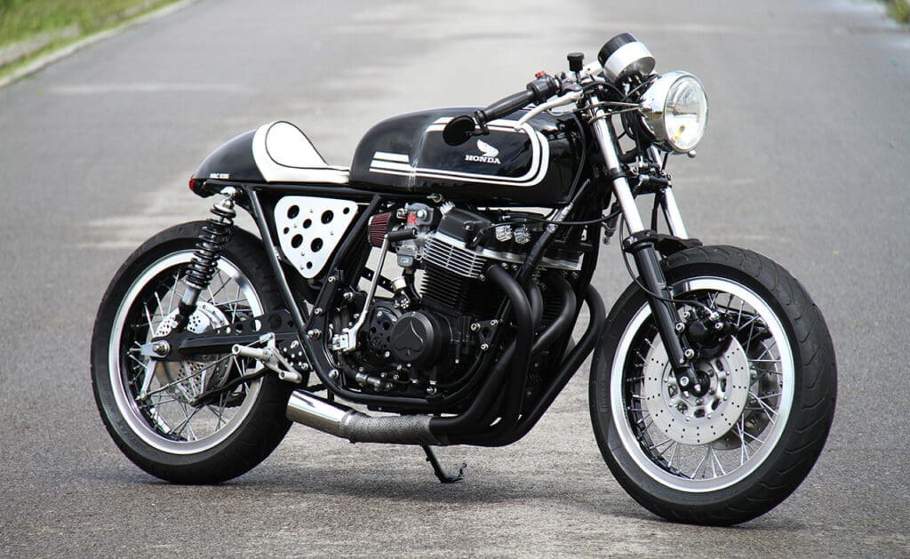 Cafe Racer Custom w Stylu Angielskim