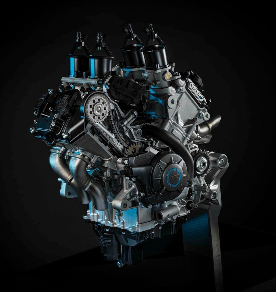 silnik motocyklowy cfmoto V.04