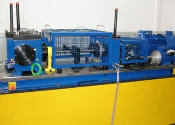 Część Mechaniczna Urządzenia T 30 do Badania Kół Zębatych Stożkowych