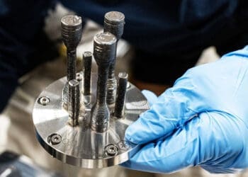 pierwszy wydruk 3D z metalu w kosmosie