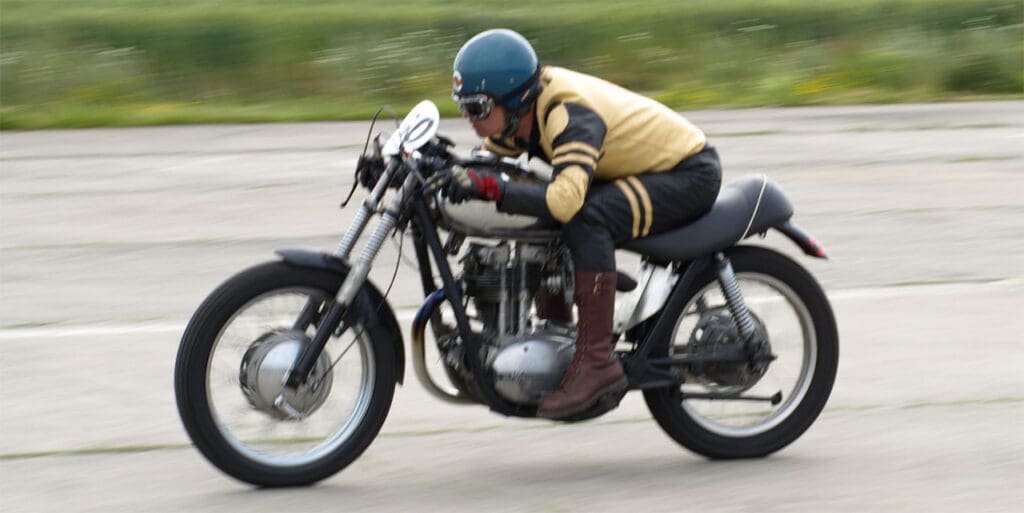 Próba Bicia Polskiego Rekordu Szybkości na Polskim Motocyklu Junak