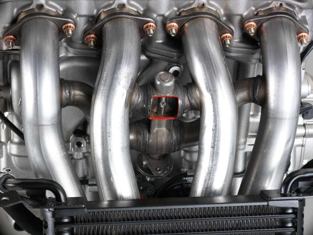 Zawór w Przedniej Części Układu Wydechowego BMW S 1000RR